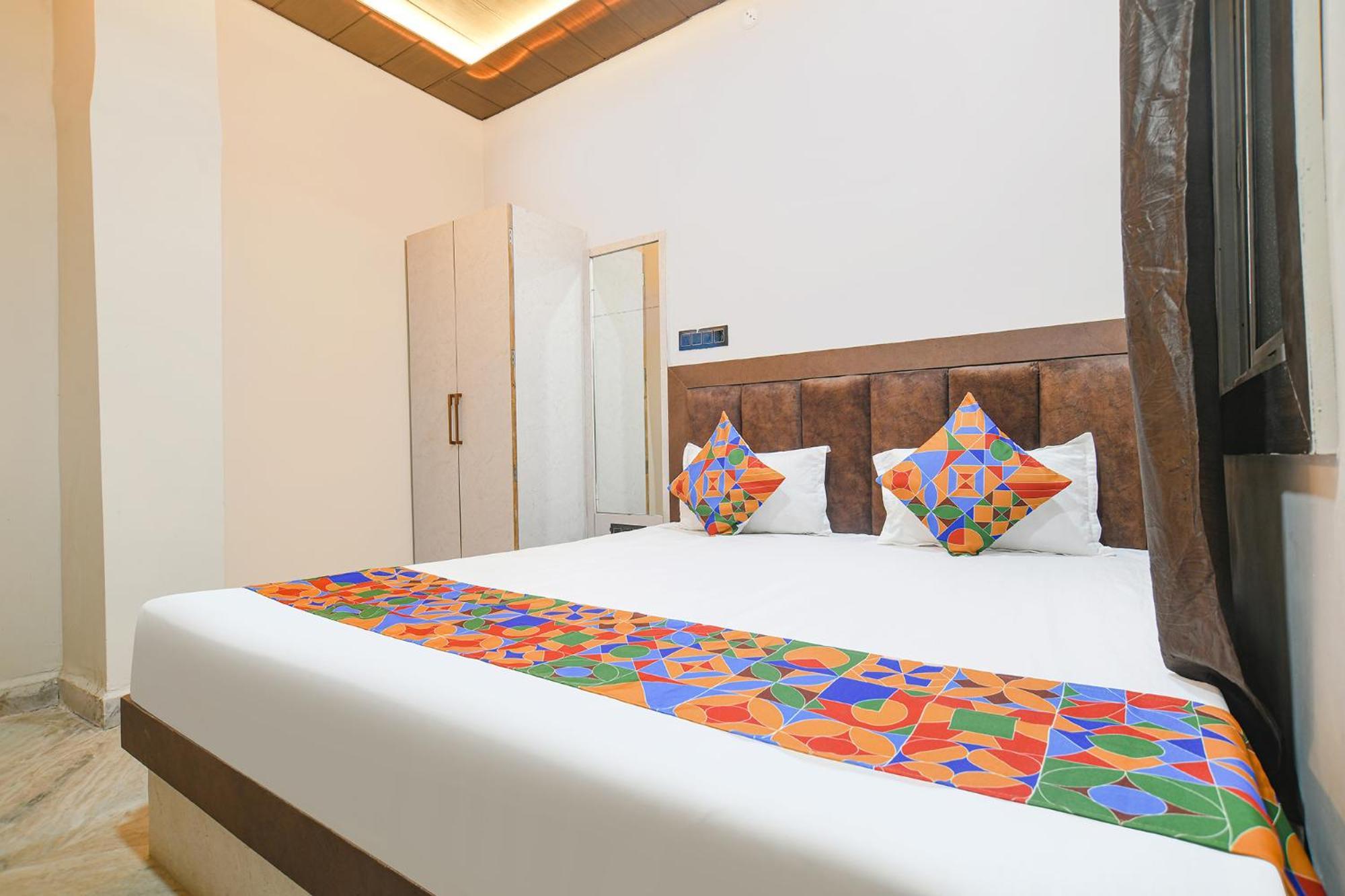 Fabhotel Shiva Grand Ujjain Esterno foto
