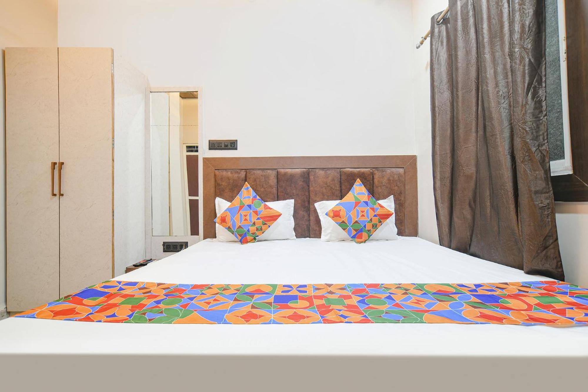 Fabhotel Shiva Grand Ujjain Esterno foto