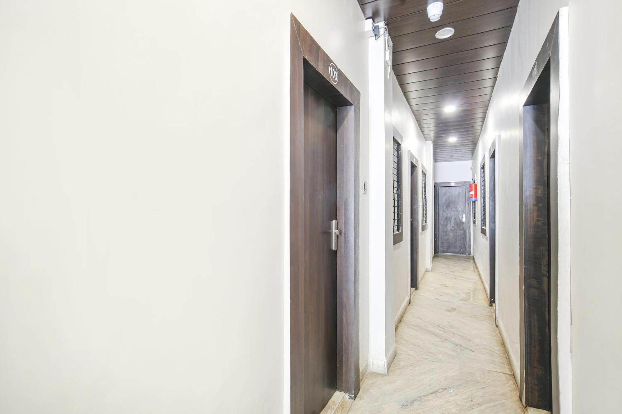 Fabhotel Shiva Grand Ujjain Esterno foto