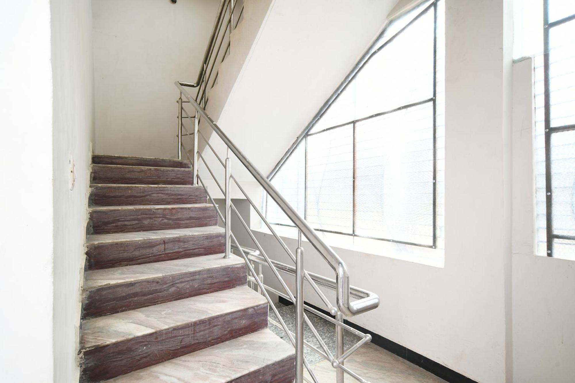 Fabhotel Shiva Grand Ujjain Esterno foto